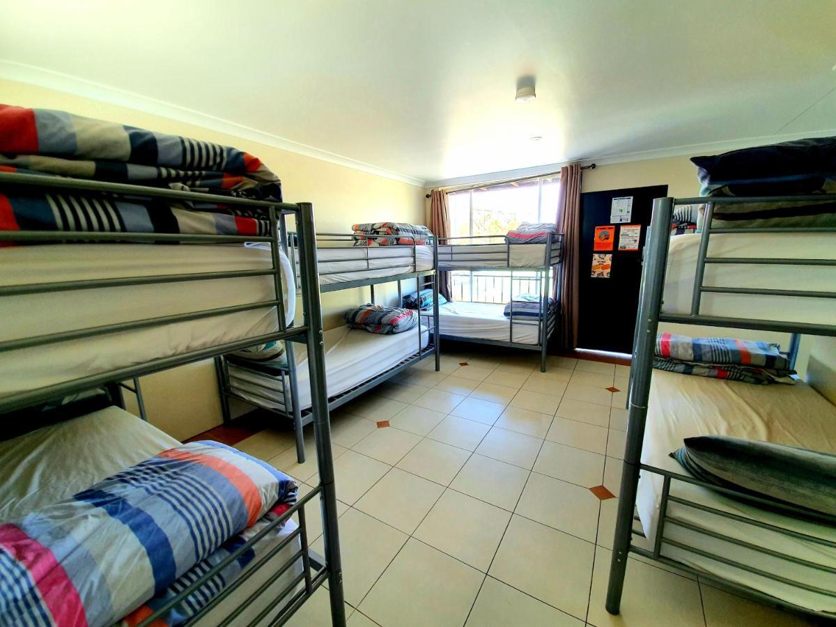 Jump Inn Alice Budget Accommodation Alice Springs Ngoại thất bức ảnh